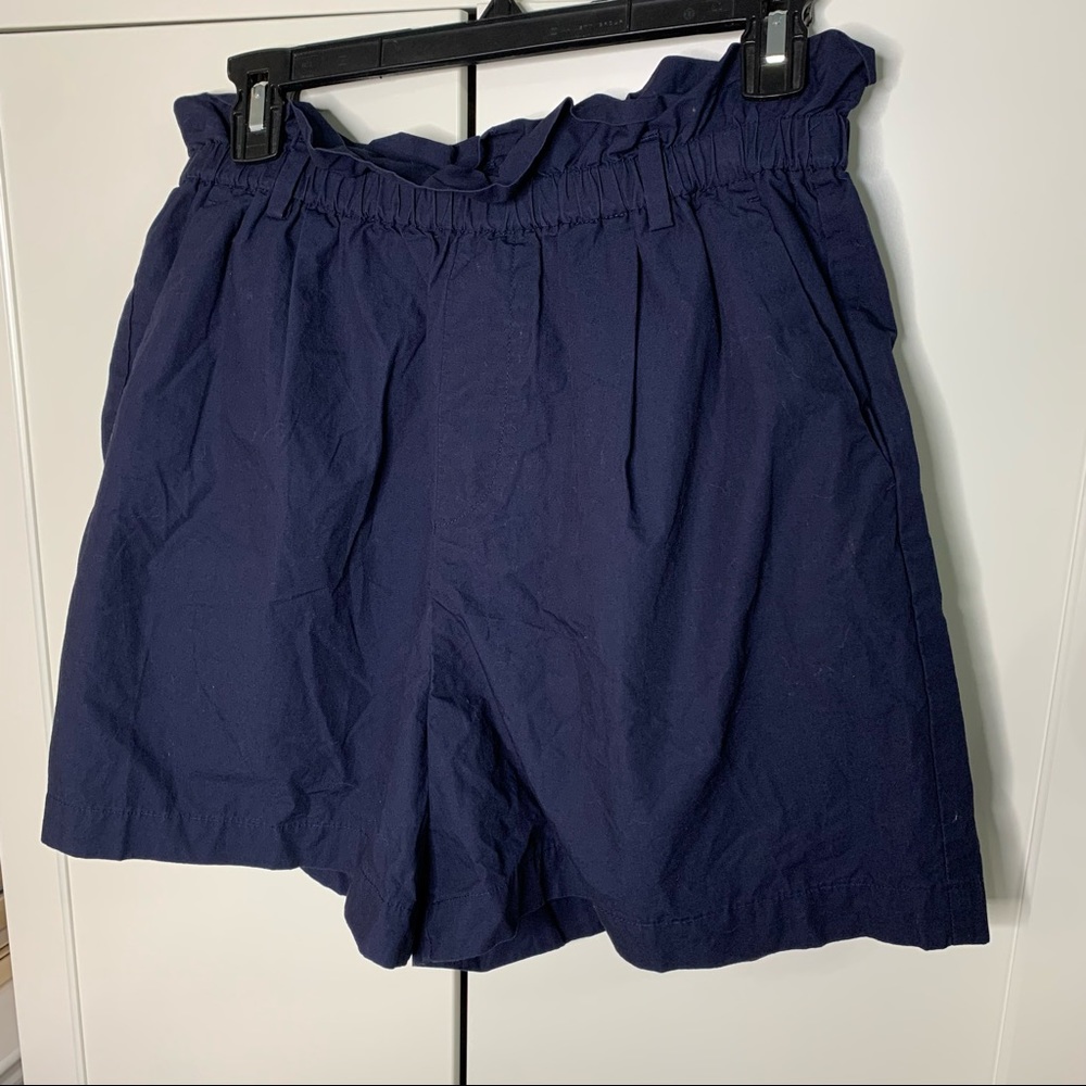 Uniqlo Paper Bag Ruffled High Waisted Shorts